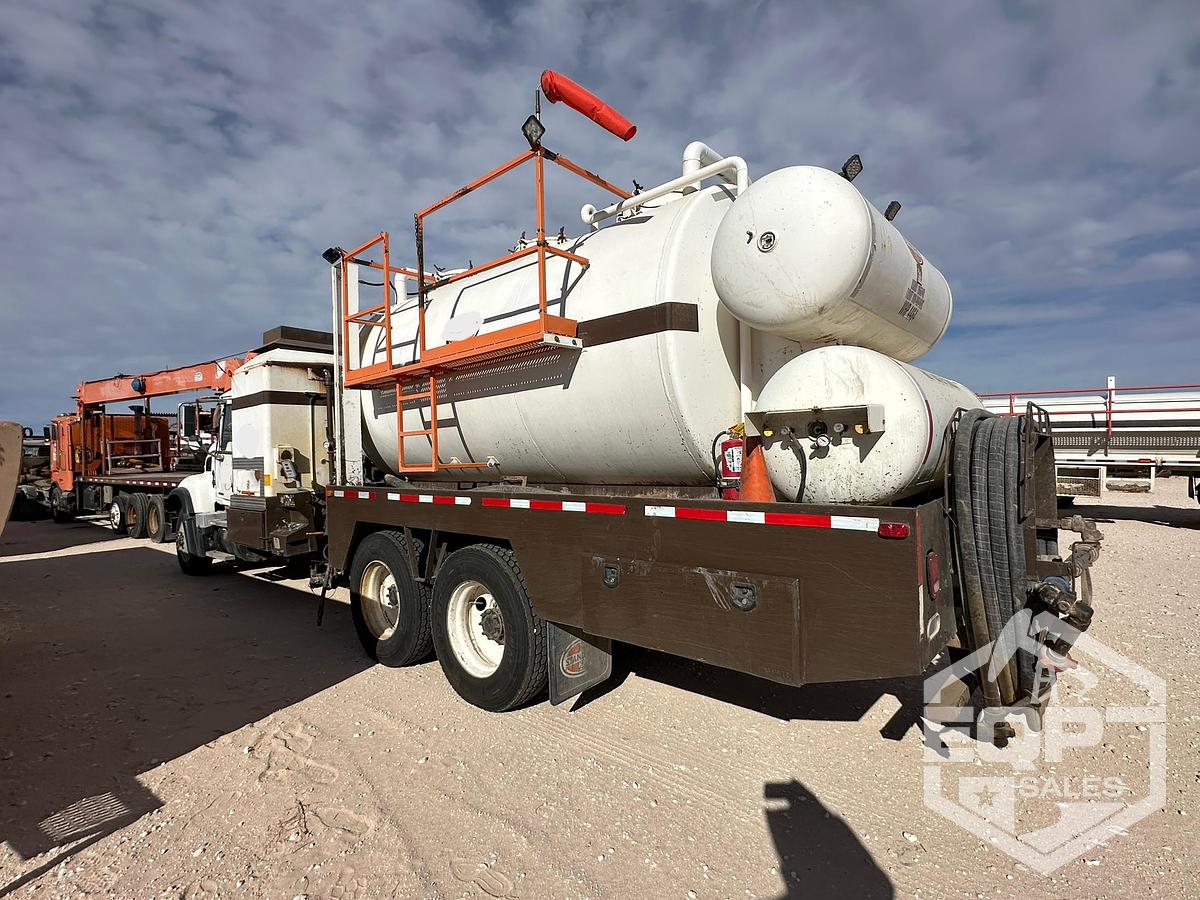 Used 2006 Mack Hot oil