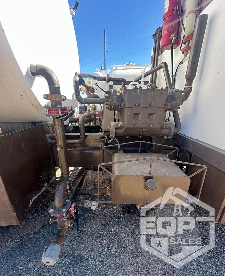 Used 2014 Peterbilt Hot oil