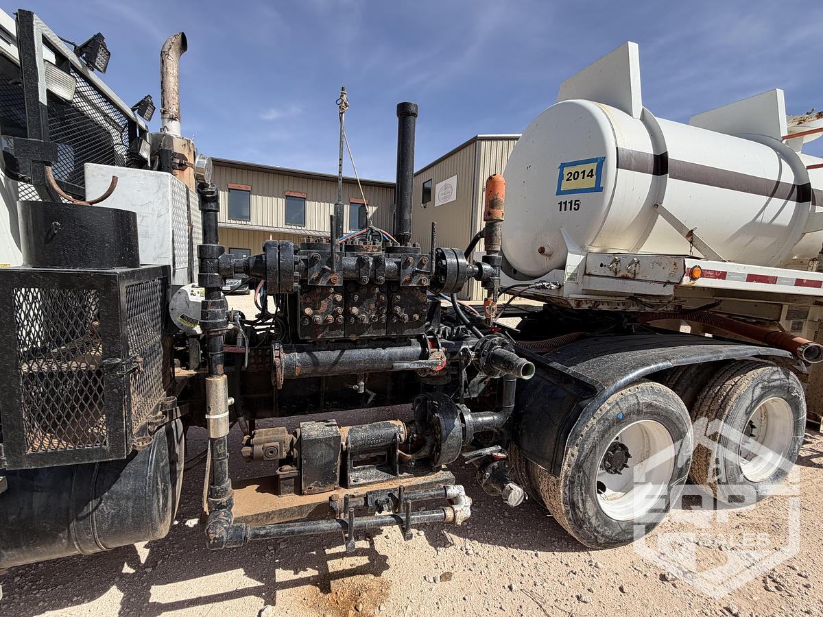 Used 2009 Mack Gu713 pump truck
