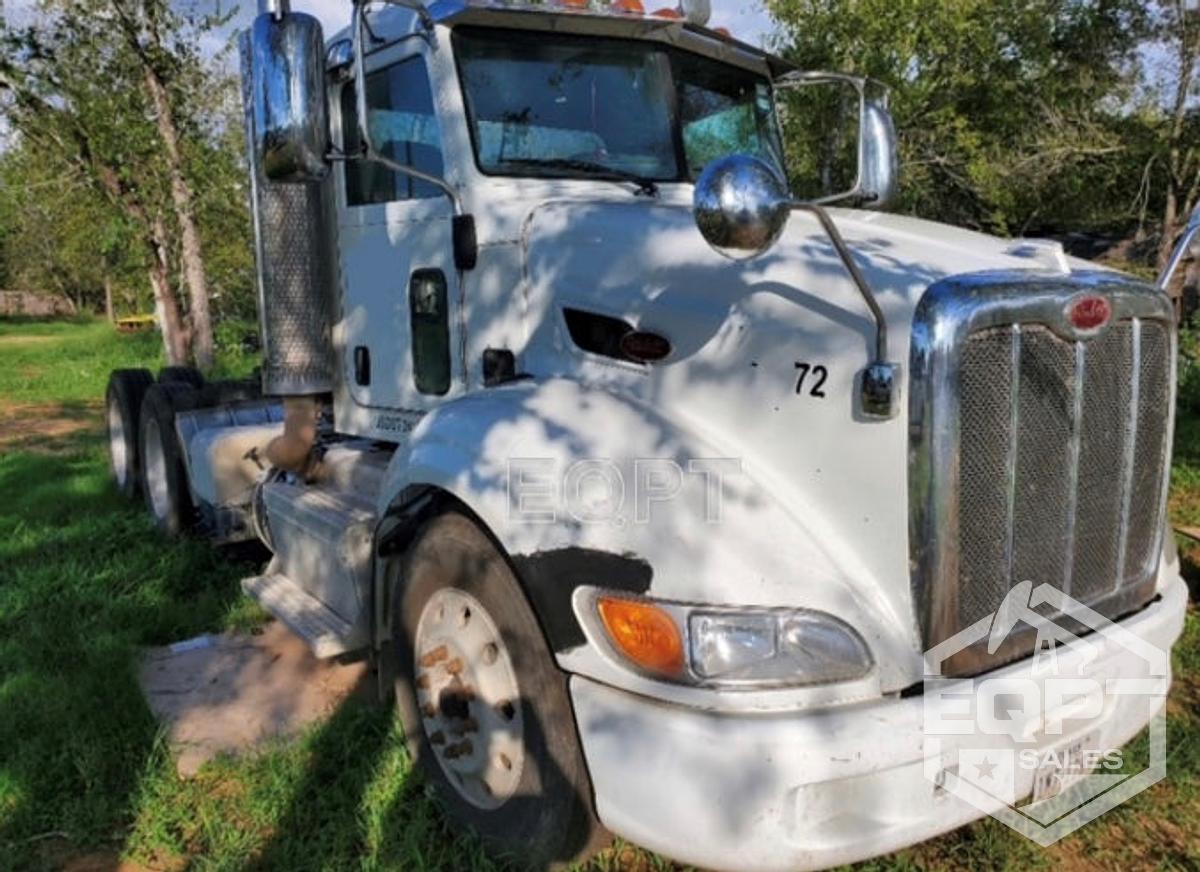 Used (SOLD) 2013 Peterbilt 384