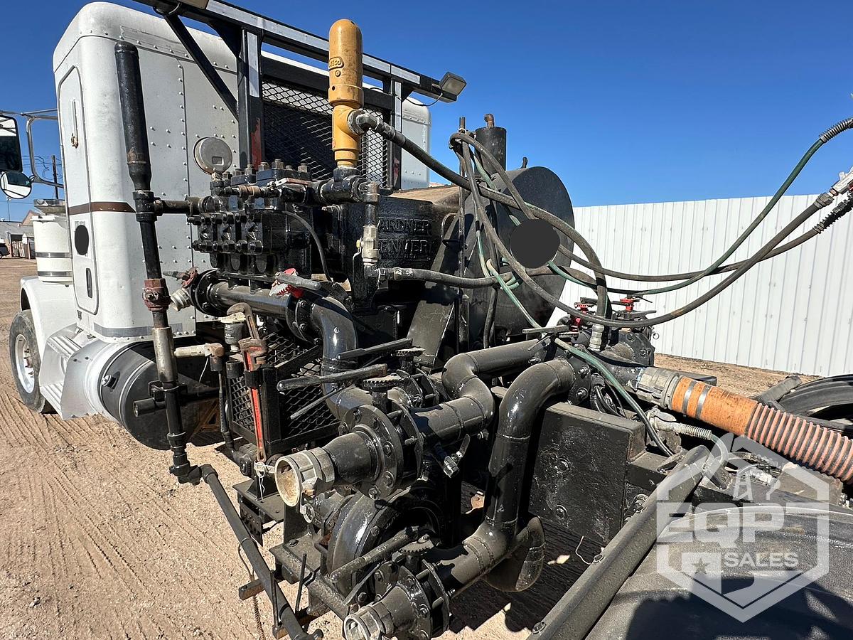 Used 2015 Peterbilt 389 5k pump truck