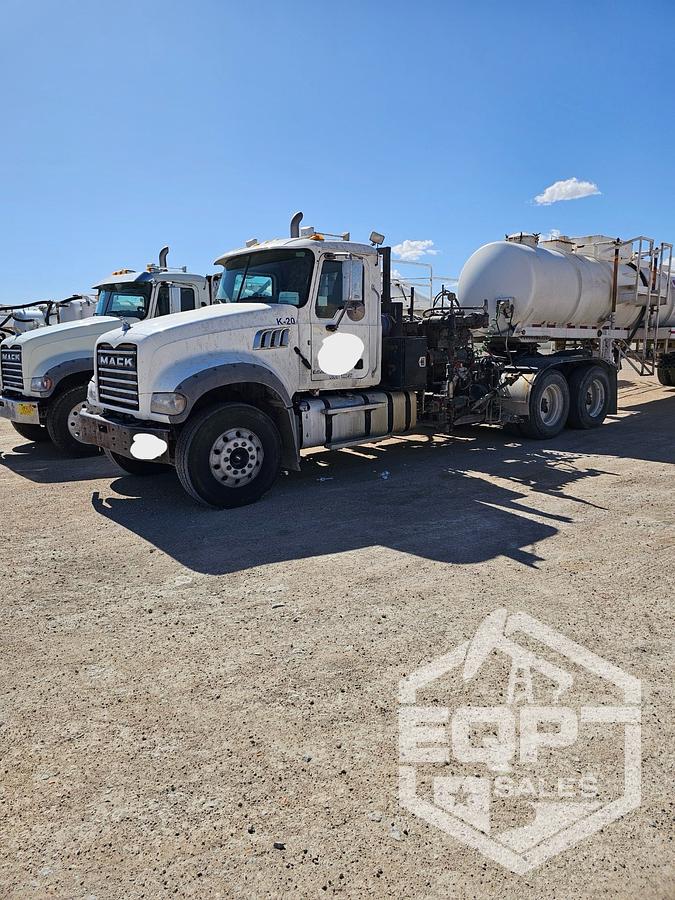 Used 2016 Mack GU Granite