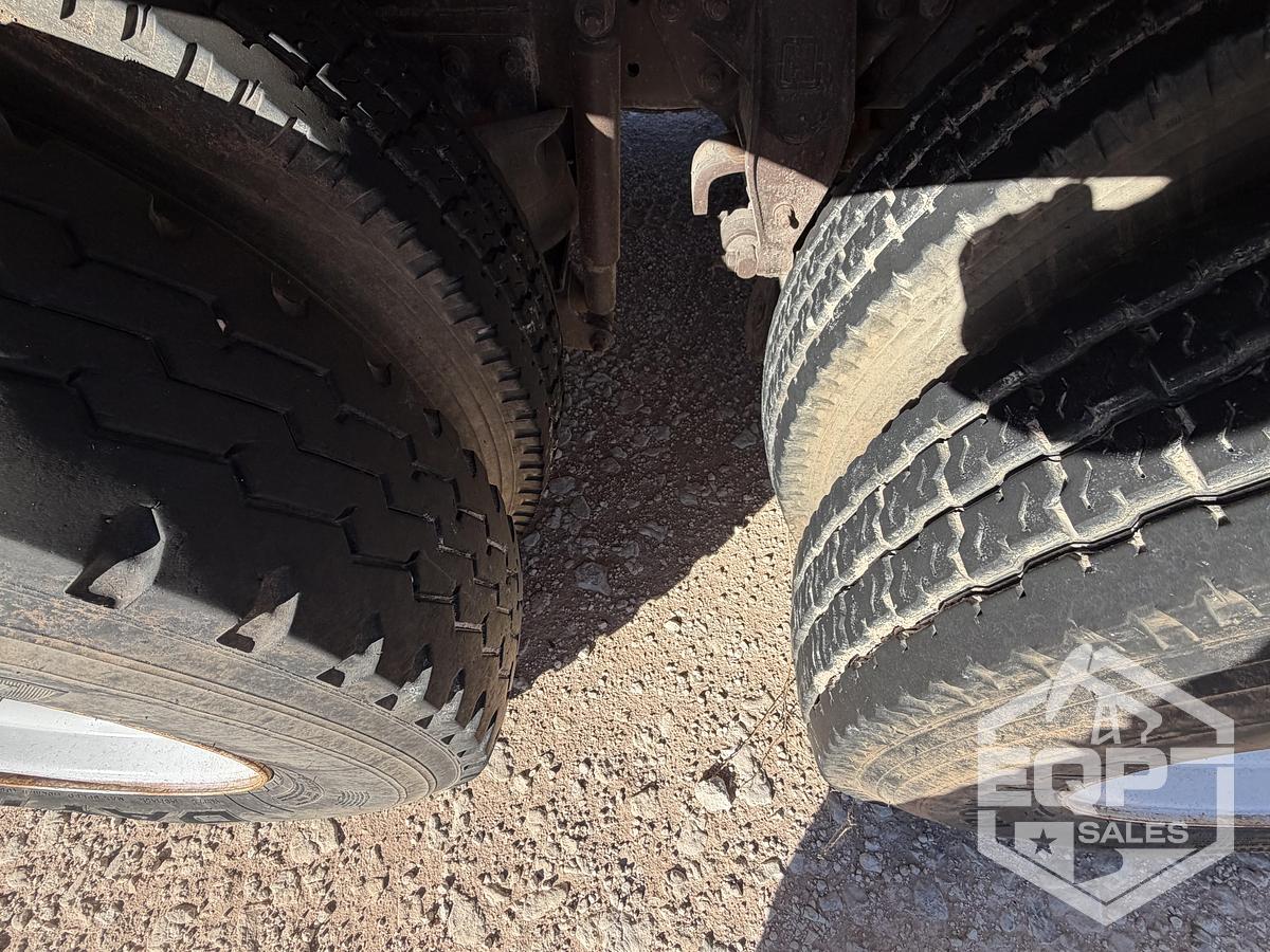 Used 2004 Mack Hot Oil