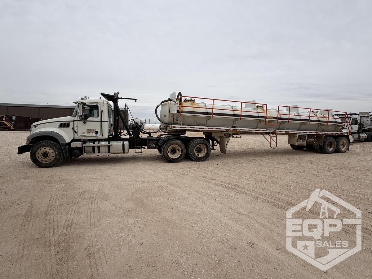 Used 2020 Mack Gr64T