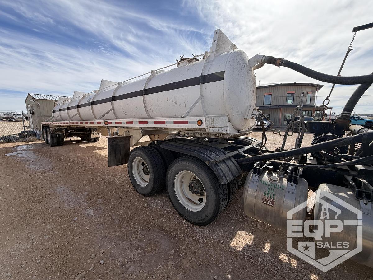 Used 2024 Peterbilt  567