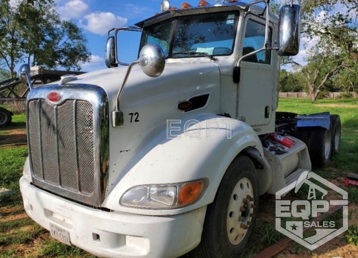 Used (SOLD) 2013 Peterbilt 384