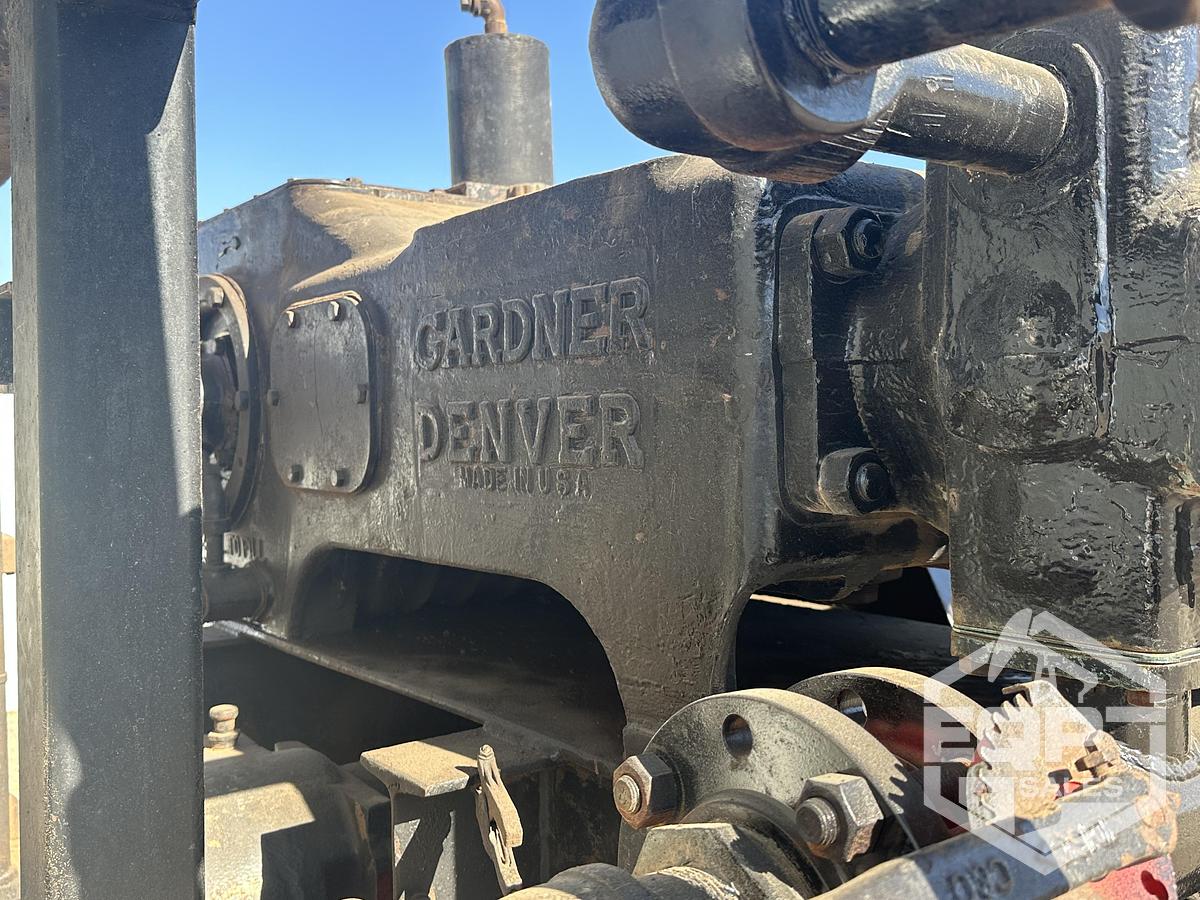 Used 2015 Peterbilt 389 5k pump truck