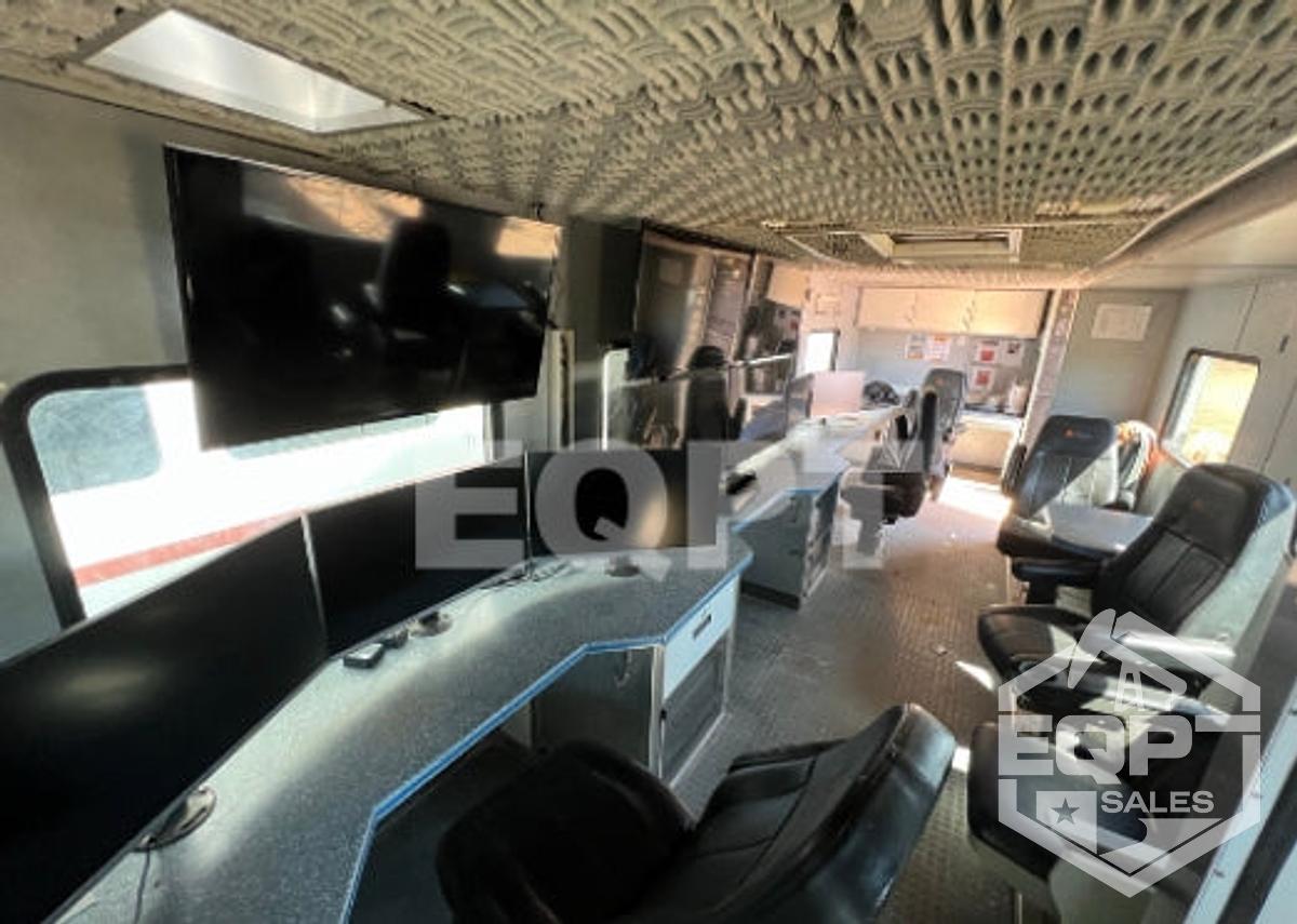 Used (SOLD) 2007 Pete Data Van