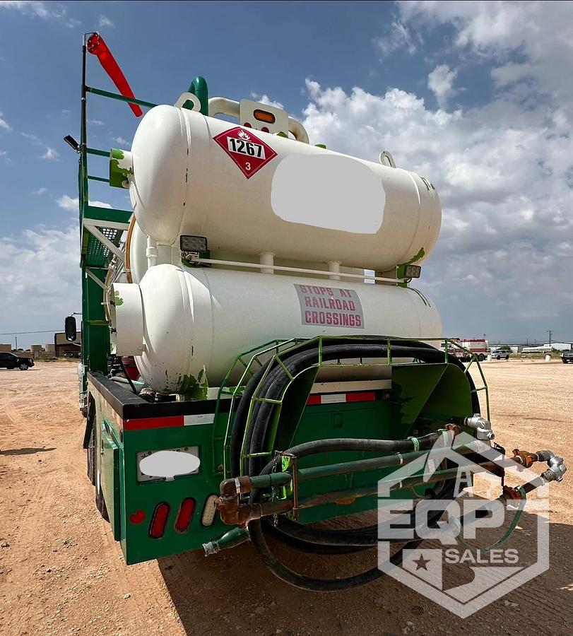 Used 2013 Mack Gu713