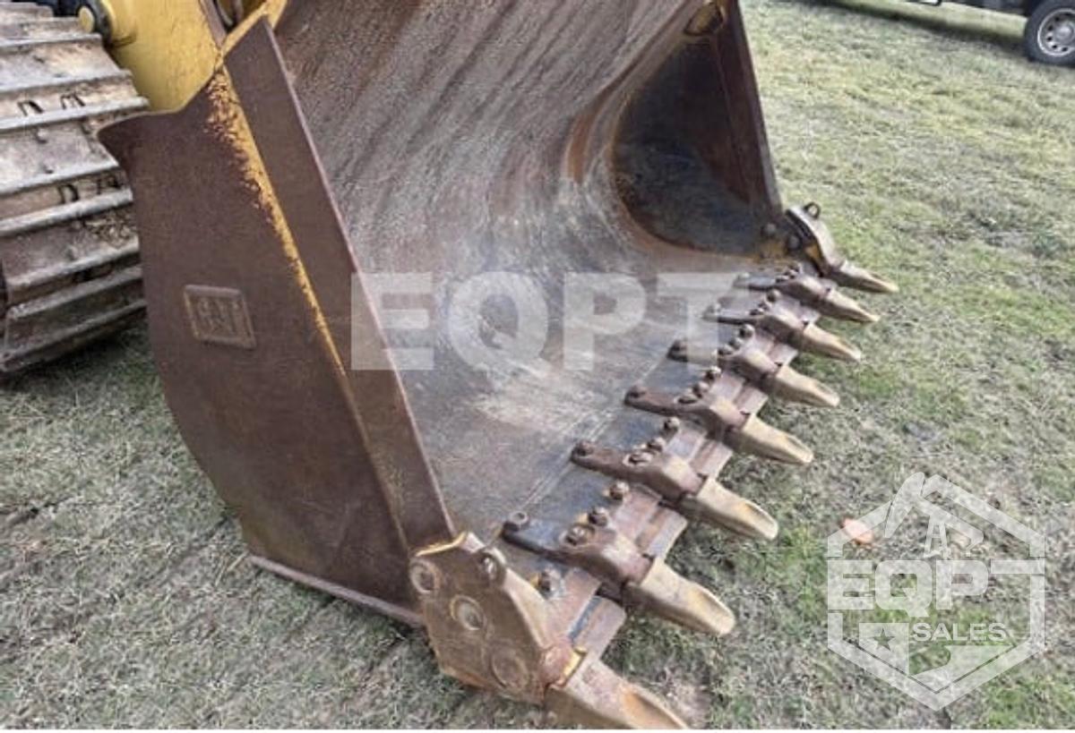 Used (SOLD) 2015 CATERPILLER 963D