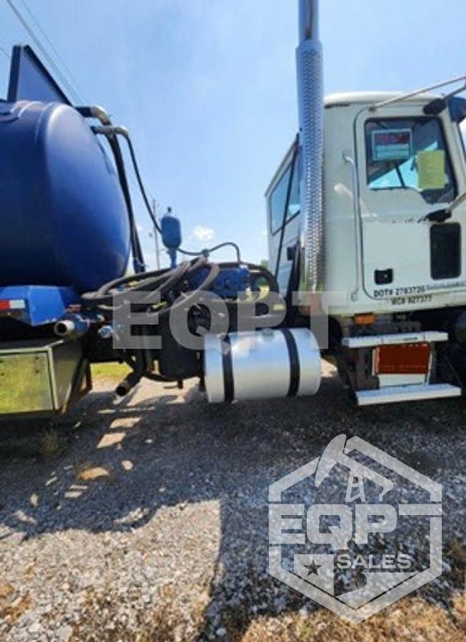 Used (SOLD) Water Truck
