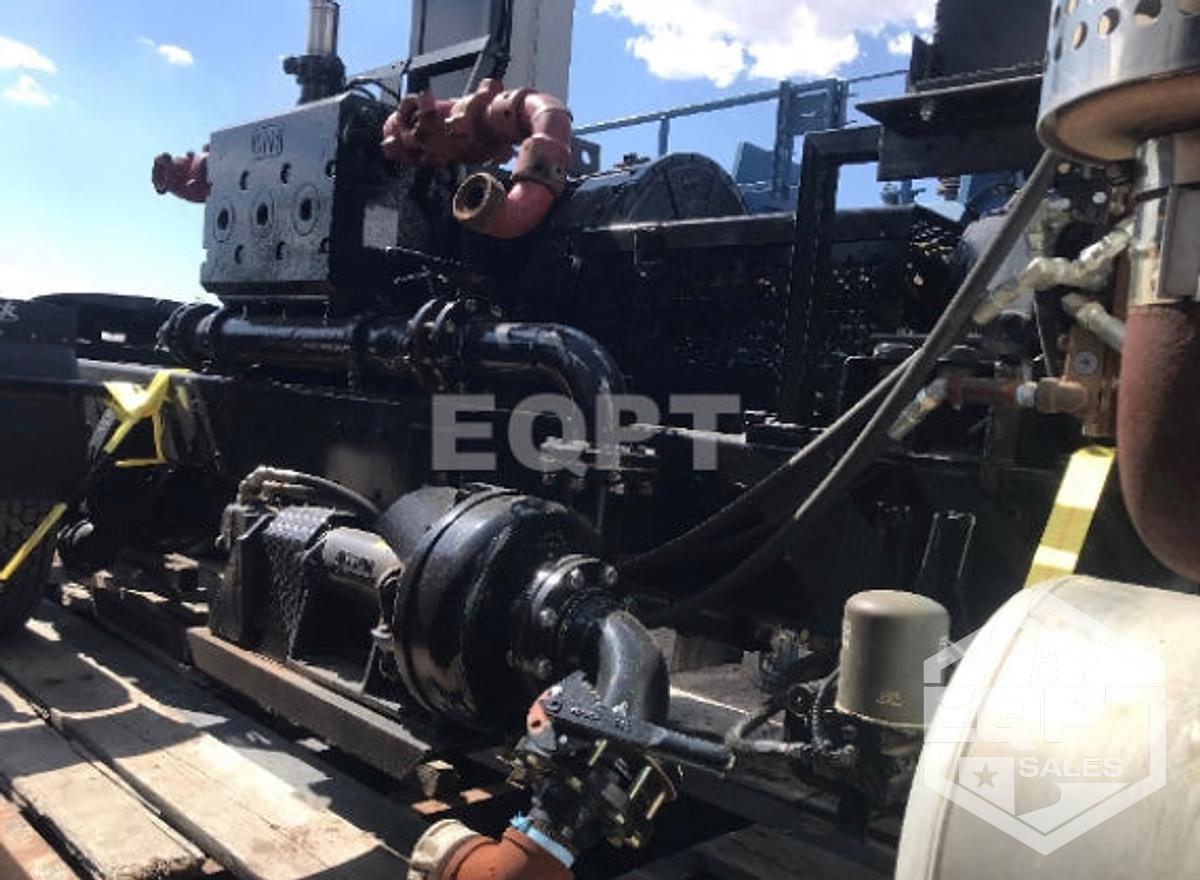 Used (SOLD) 2001 Pete Long Nose 10k Kill Truck