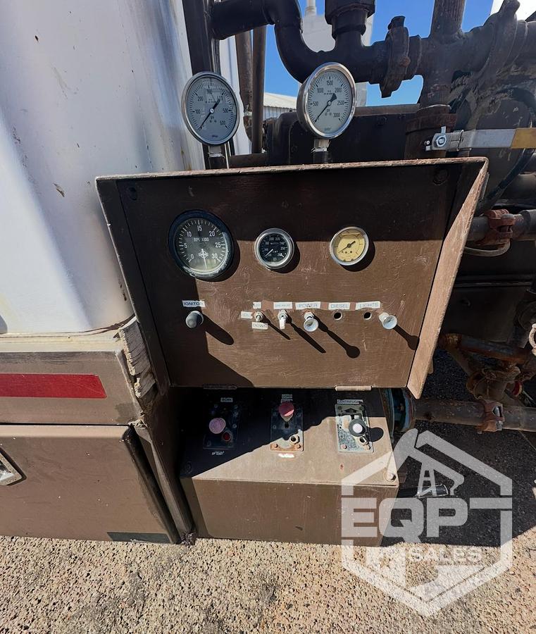 Used 2014 Peterbilt Hot oil