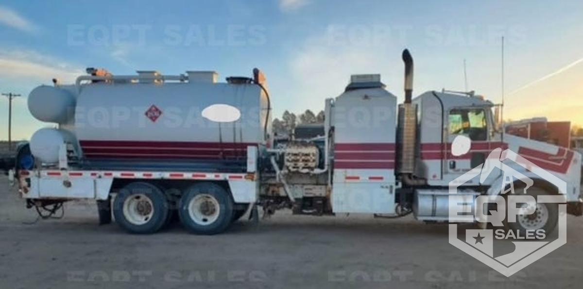 Used (SOLD) 2009 Kenworth  Hot Oil Truck