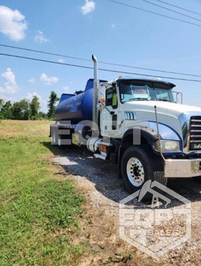 Used (SOLD) Water Truck