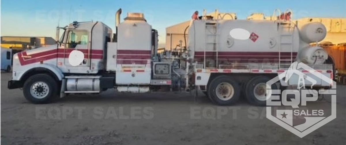 Used (SOLD) 2009 Kenworth  Hot Oil Truck