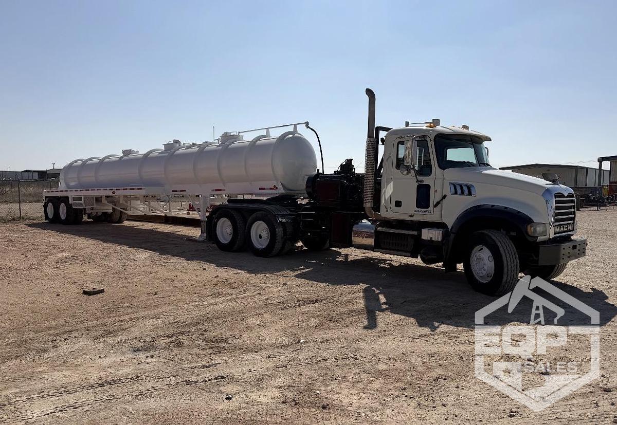 Used 2014 Mack Gu713