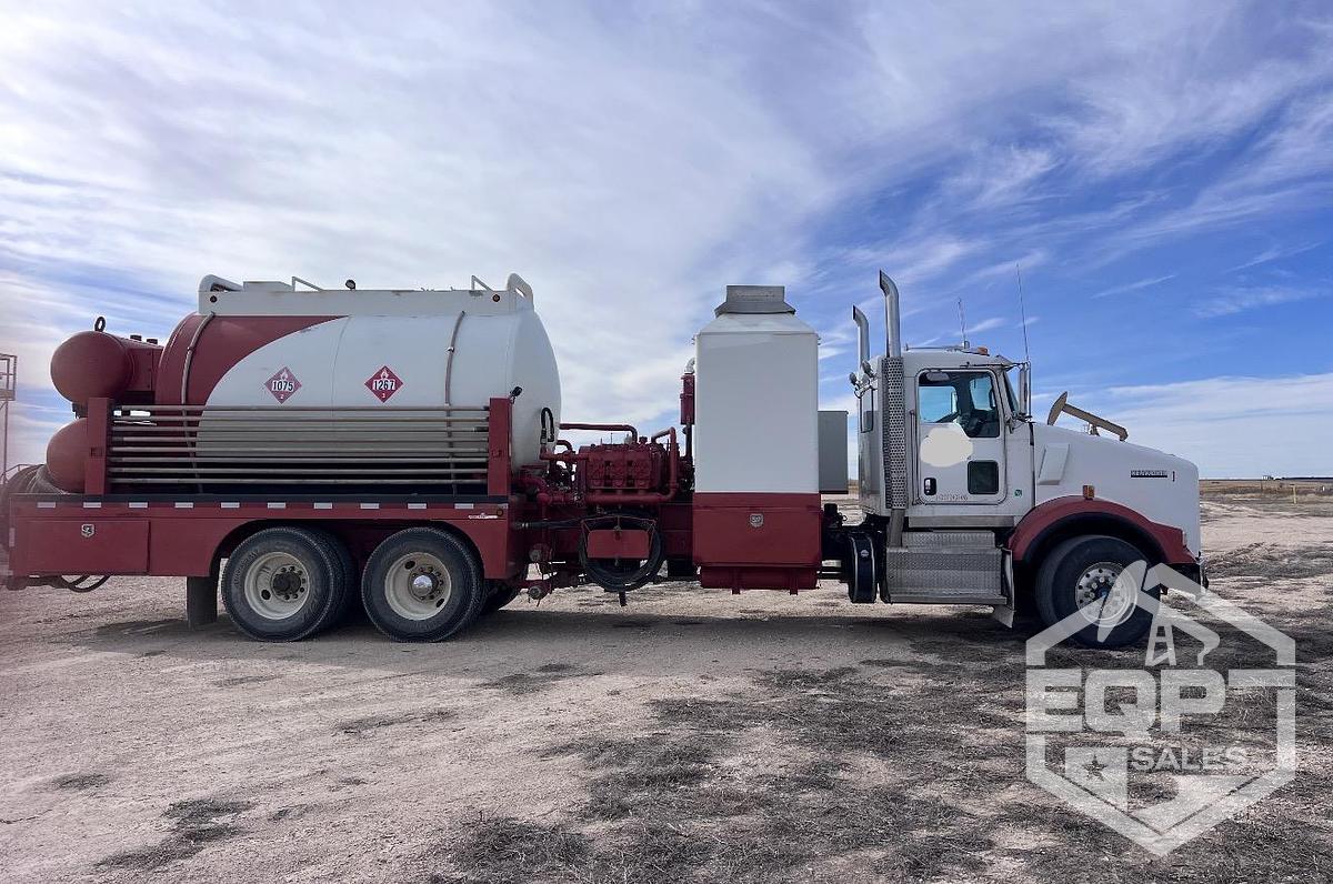 Used 2013 Kenworth Hot Oil Truck