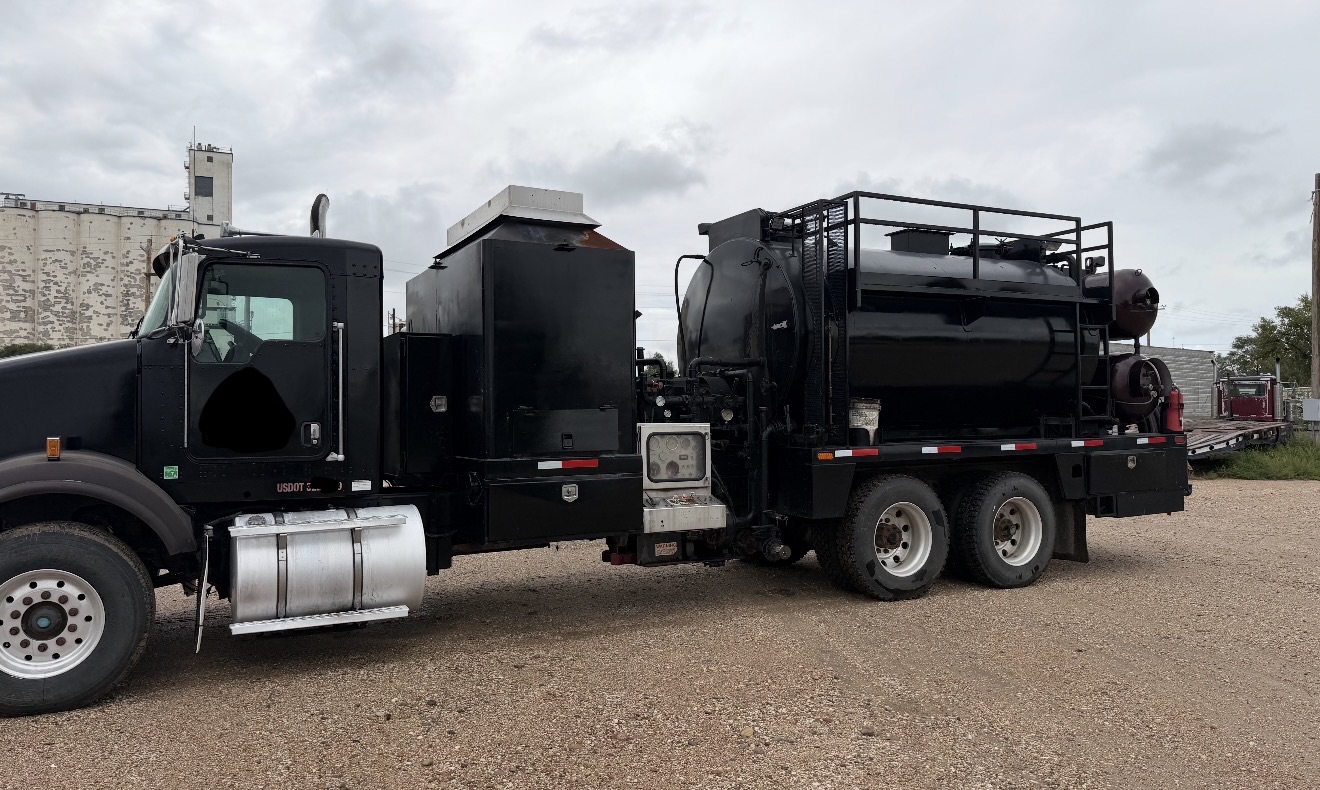 Used 2006 Kenworth T800 Hot Oil Truck