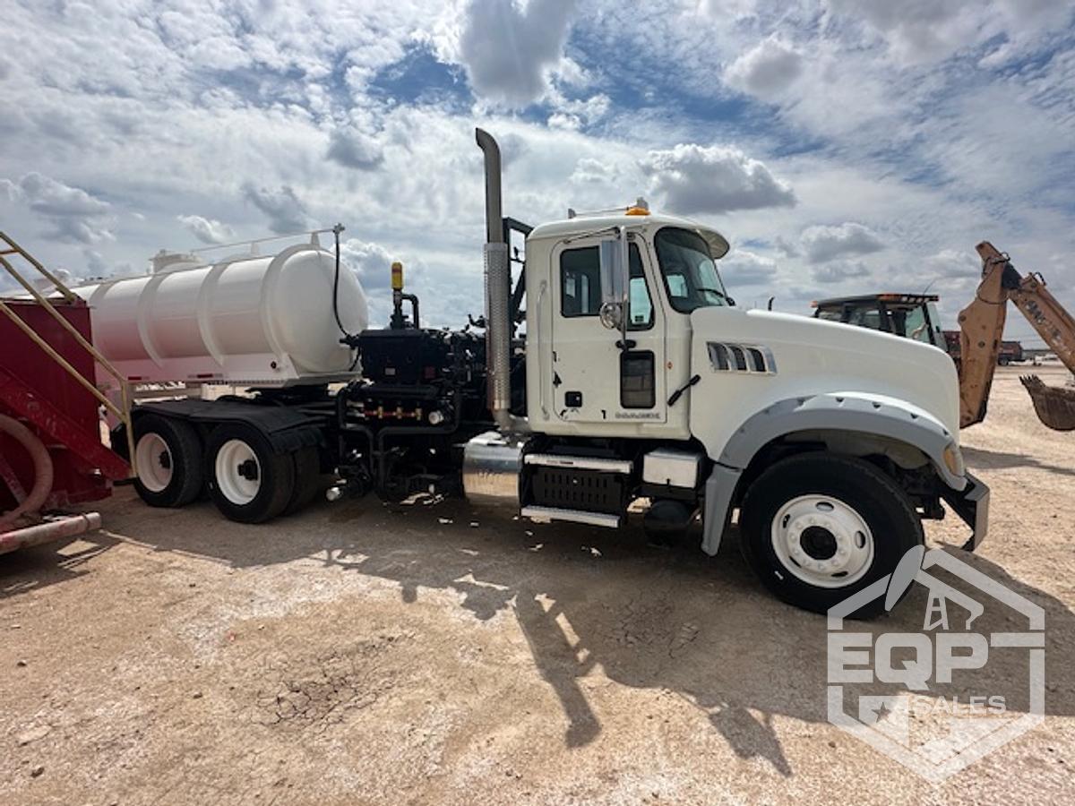 Used 2013 Mack GU713 10k Pump Truck