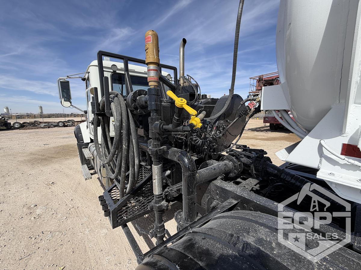 Used 2014 Mack Gu713