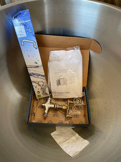 NEW MARKET FORGE F60GL-5, 60 GAL STEAM KETTLE, NAT. GAS 2" TDO S/S COVER (#830)