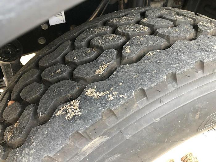 Used 2004 Mack CV713