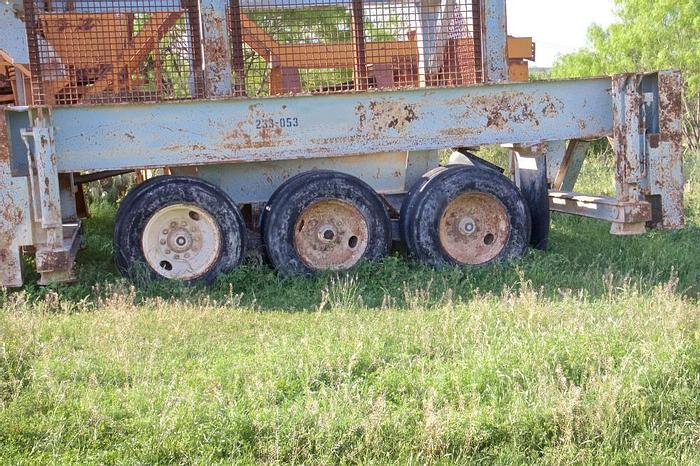 Used 1981 Excel Machinery Portable Crusher Chassis