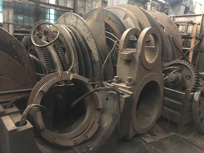 Used 1968 TMP VORONEZH K8542 1600t MECHANICAL HOT STAMPING PRESS