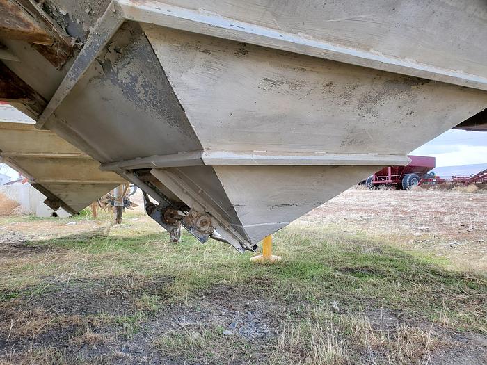 Used 23' Alloy Hopper Trailer