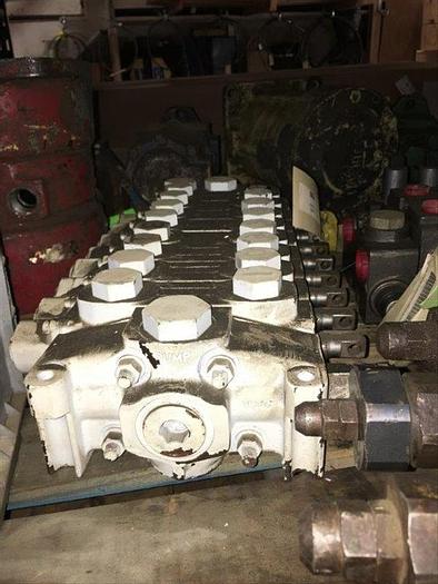 Used 0 Driltech STACKER ASSEMBLY VALVE - 001023-510