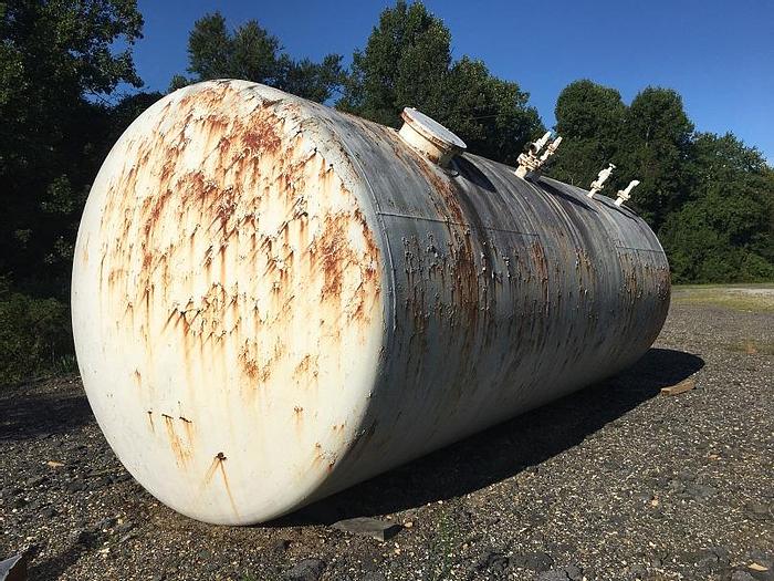 Used Used approximately 14,000 gallon carbon steel horizontal tank