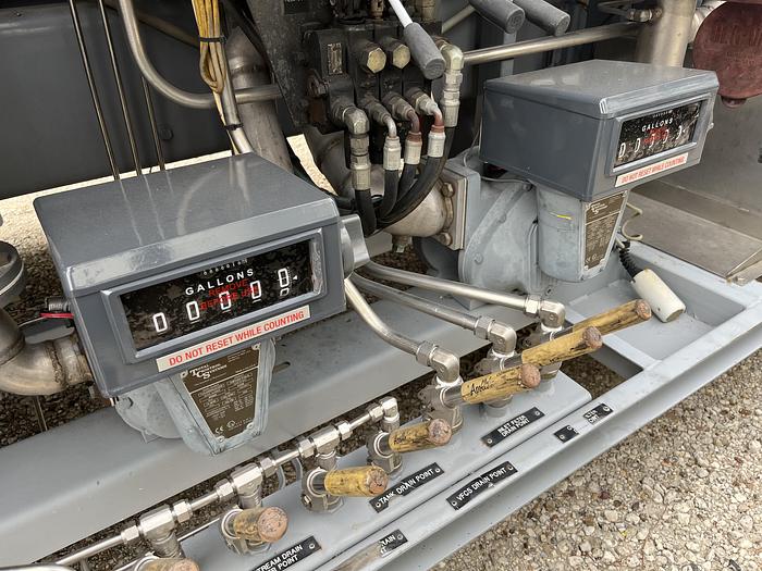 Used Unit #: 17610 - 3,000 Gallon Jet Fuel Truck (2008)