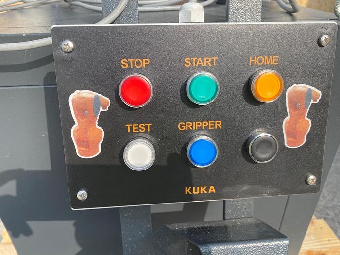 Used 2015 Kuka KR C4 + KR 6 R700 Sixx Robot