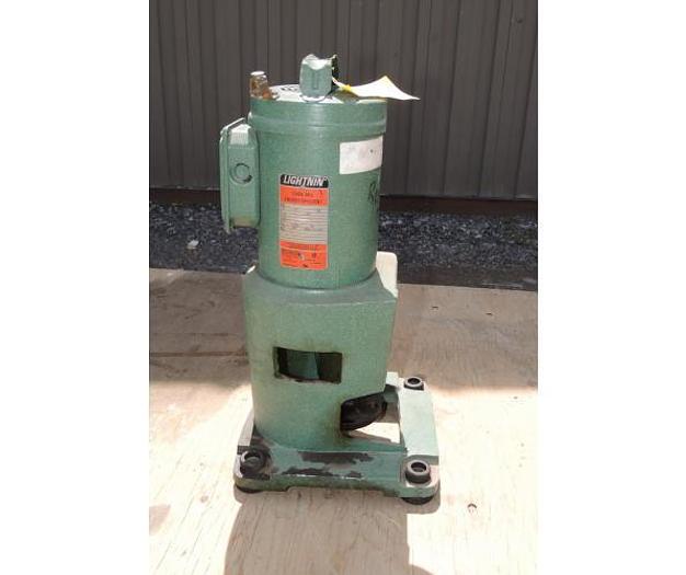 Used USED LIGHTNIN TOP ENTRY MIXER, MODEL XJQ 87, 0.75 HP for Sale at