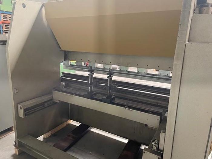 Gebruikt Darley kantbank 2500 x 80t.(Verwacht)