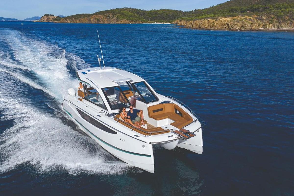 Used 2027 Jeanneau TH38