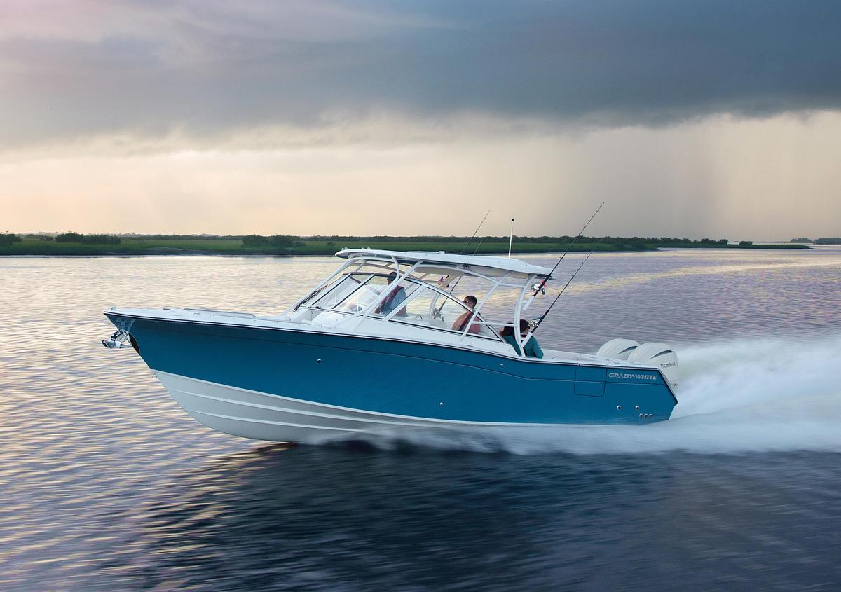 Freedom 307
30' DUAL CONSOLE