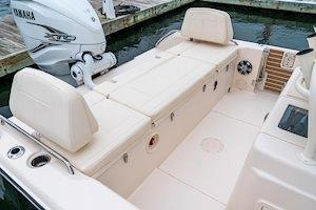 2026 Grady-White 281 CE