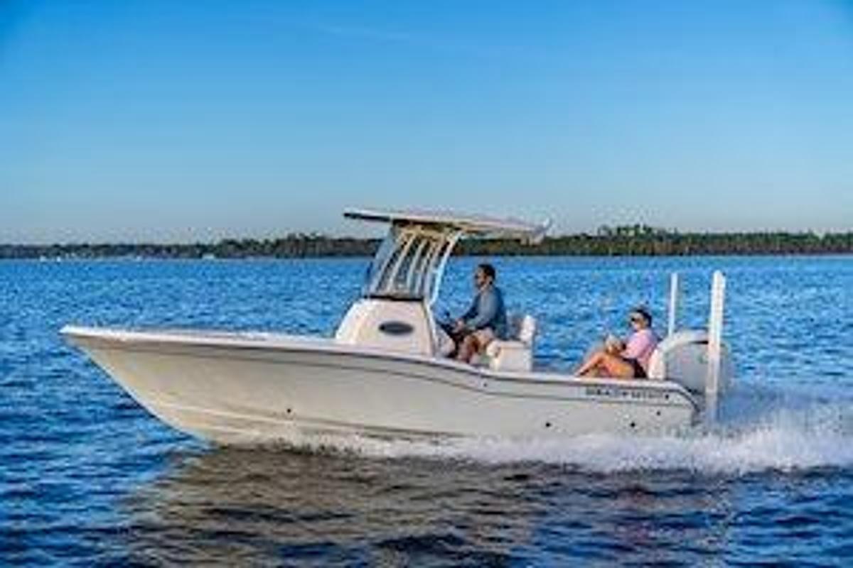 2026 Grady-White 231 CE