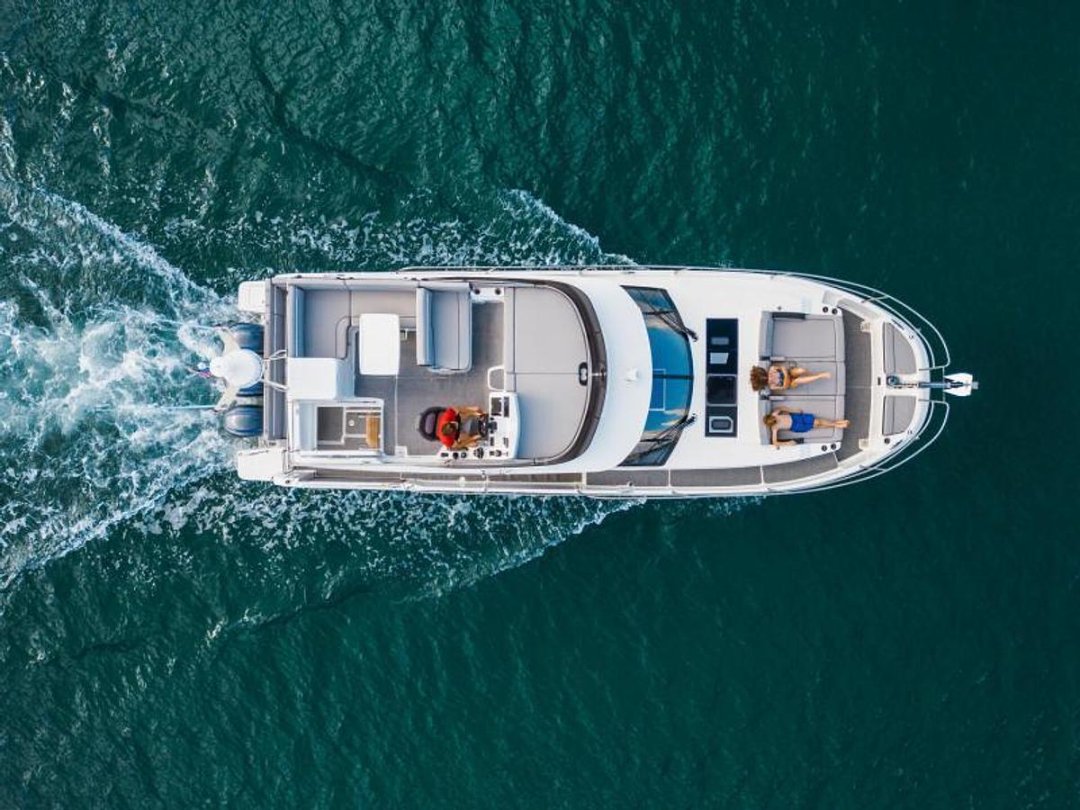 2026 Jeanneau NC 1295 Fly