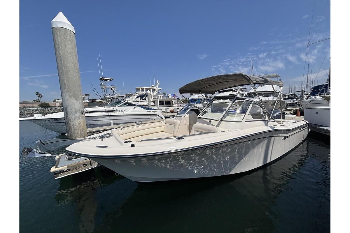 Used 2017 Grady-White Freedom 235