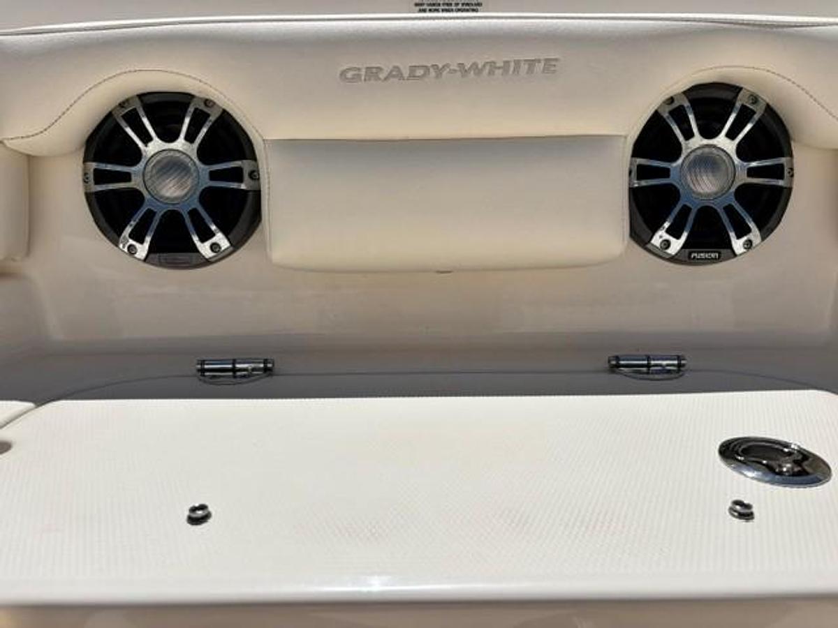 Used 2020 Grady-White Freedom 235