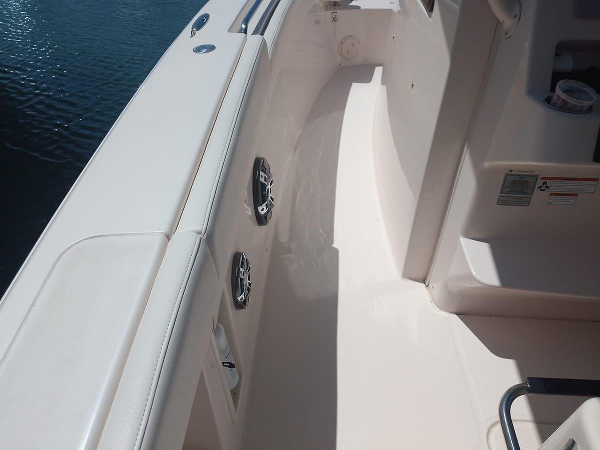 Used 2021 Grady-White Canyon 336