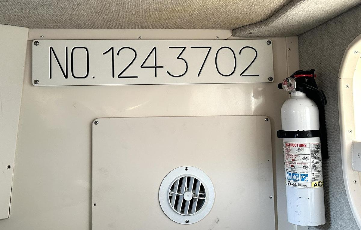 Used 2003 Grady-White Marlin 300