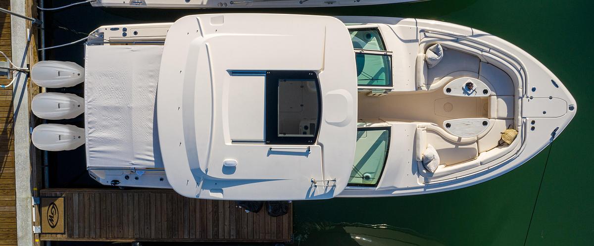 Freedom 375  37' DUAL CONSOLE