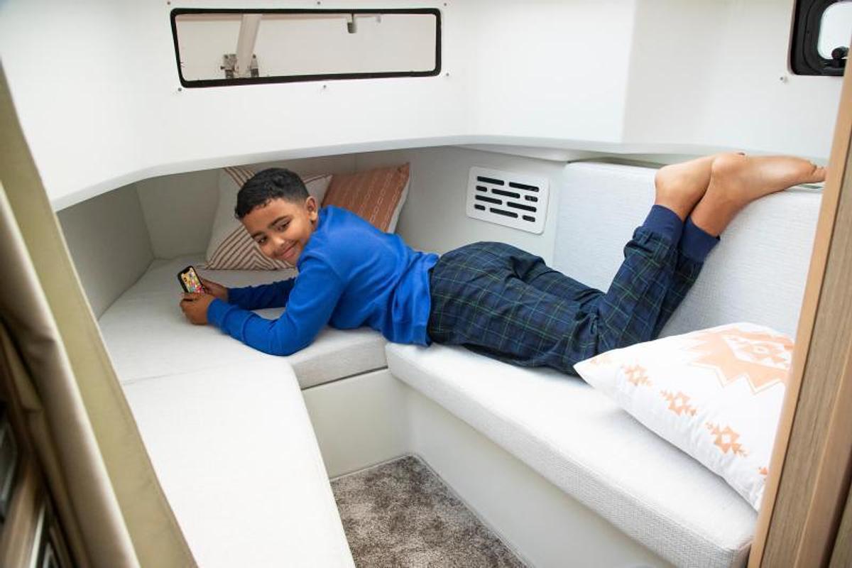 2026 Jeanneau Leader 10.5 CC