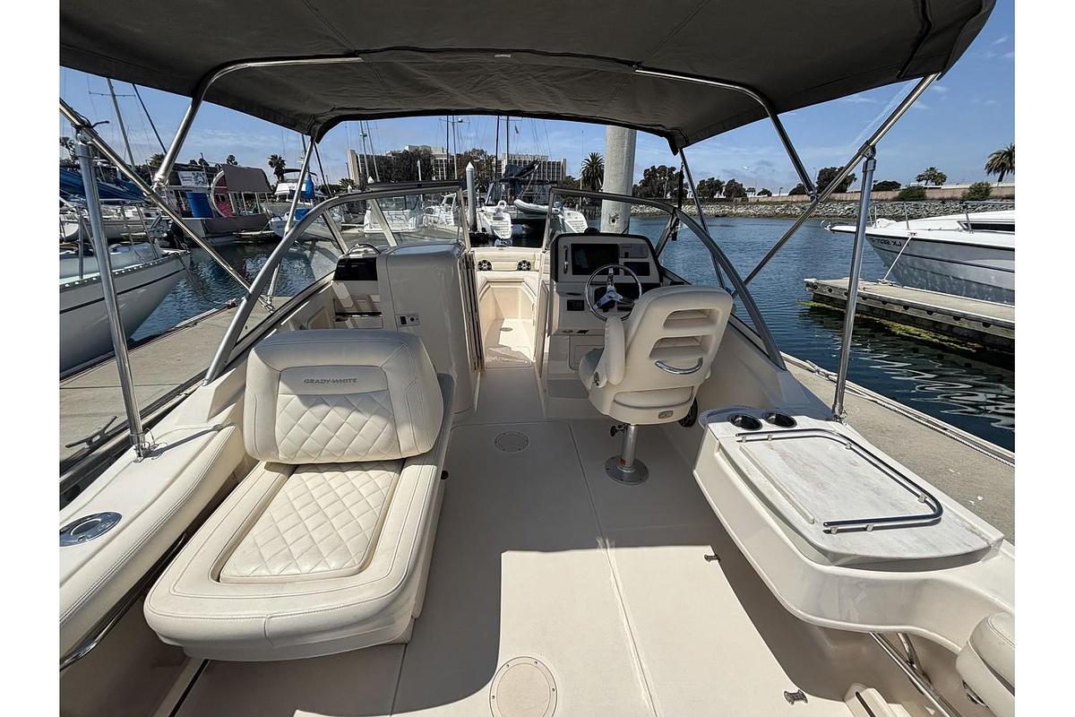 Used 2017 Grady-White Freedom 235