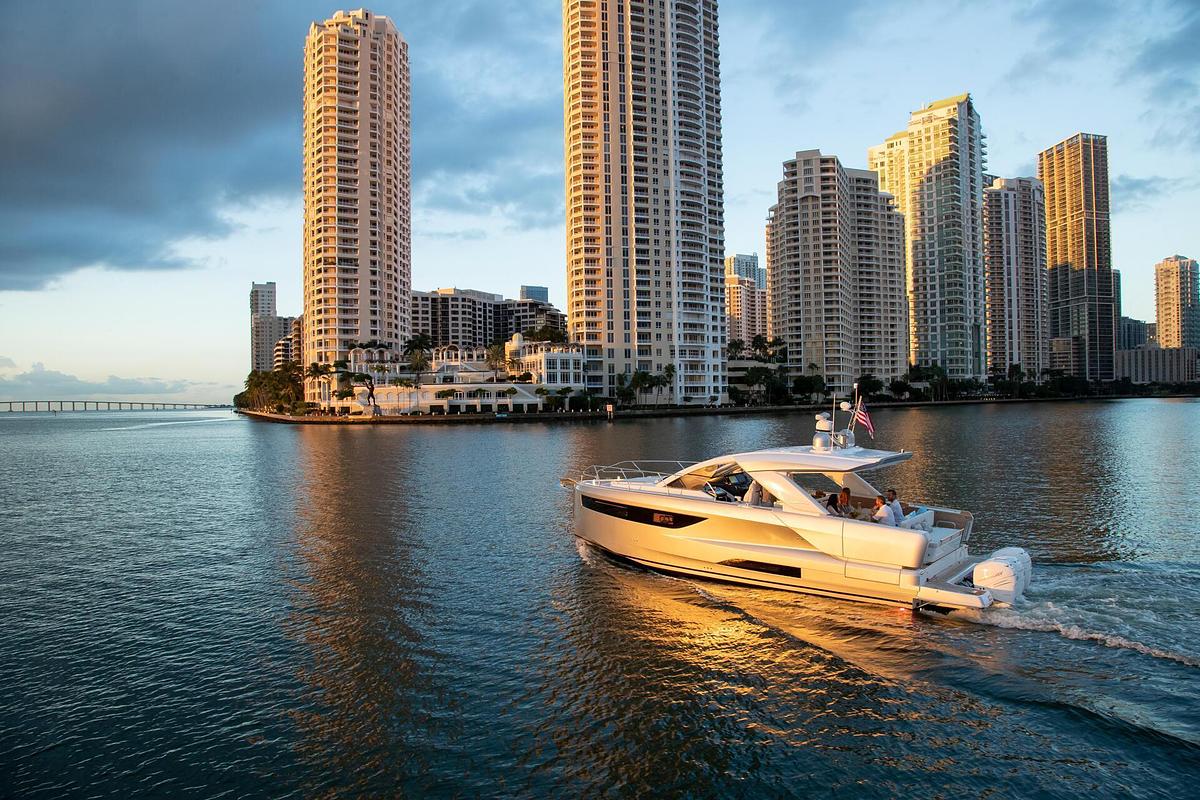 2026 Jeanneau DB/43 OB