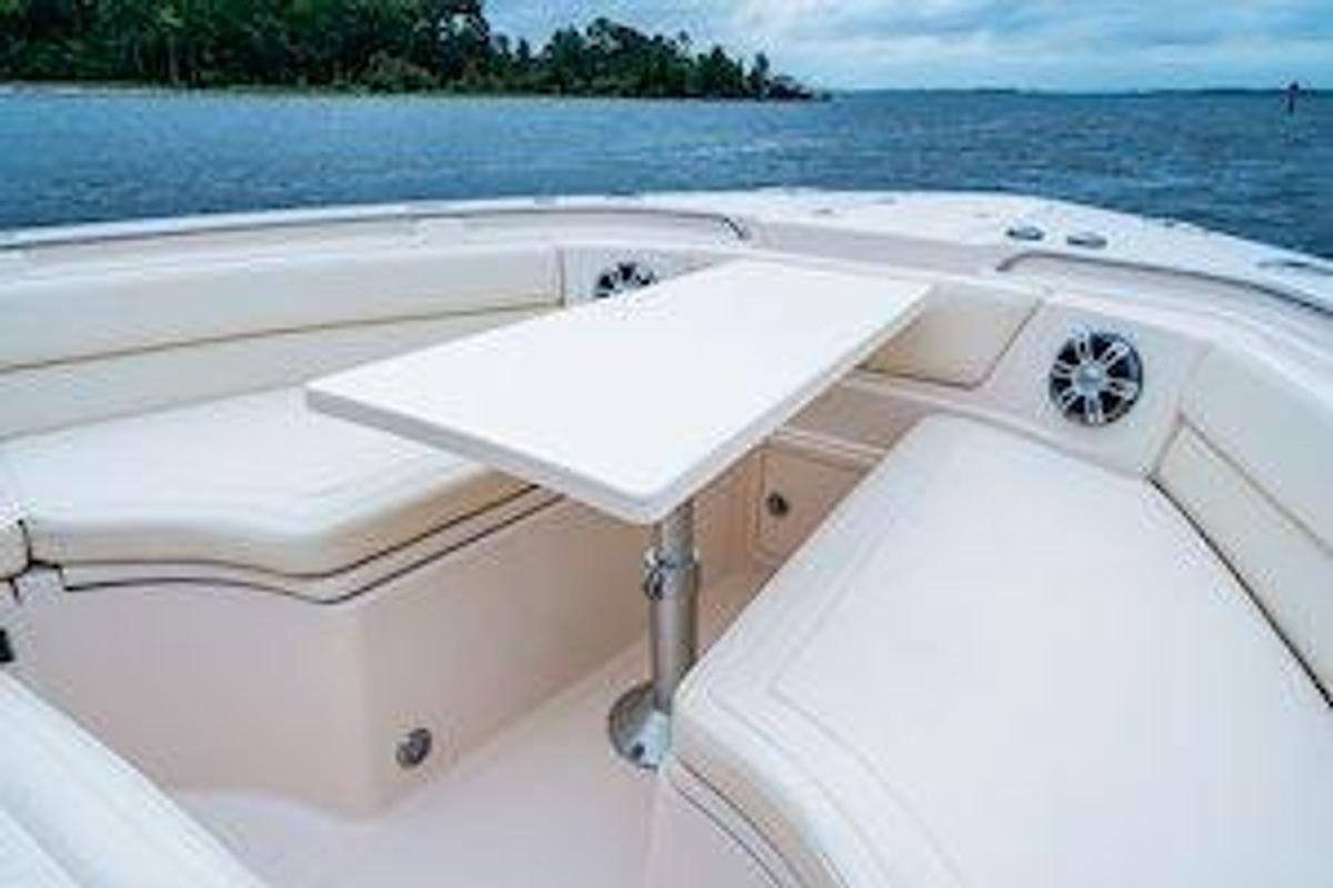 2026 Grady-White Canyon 386